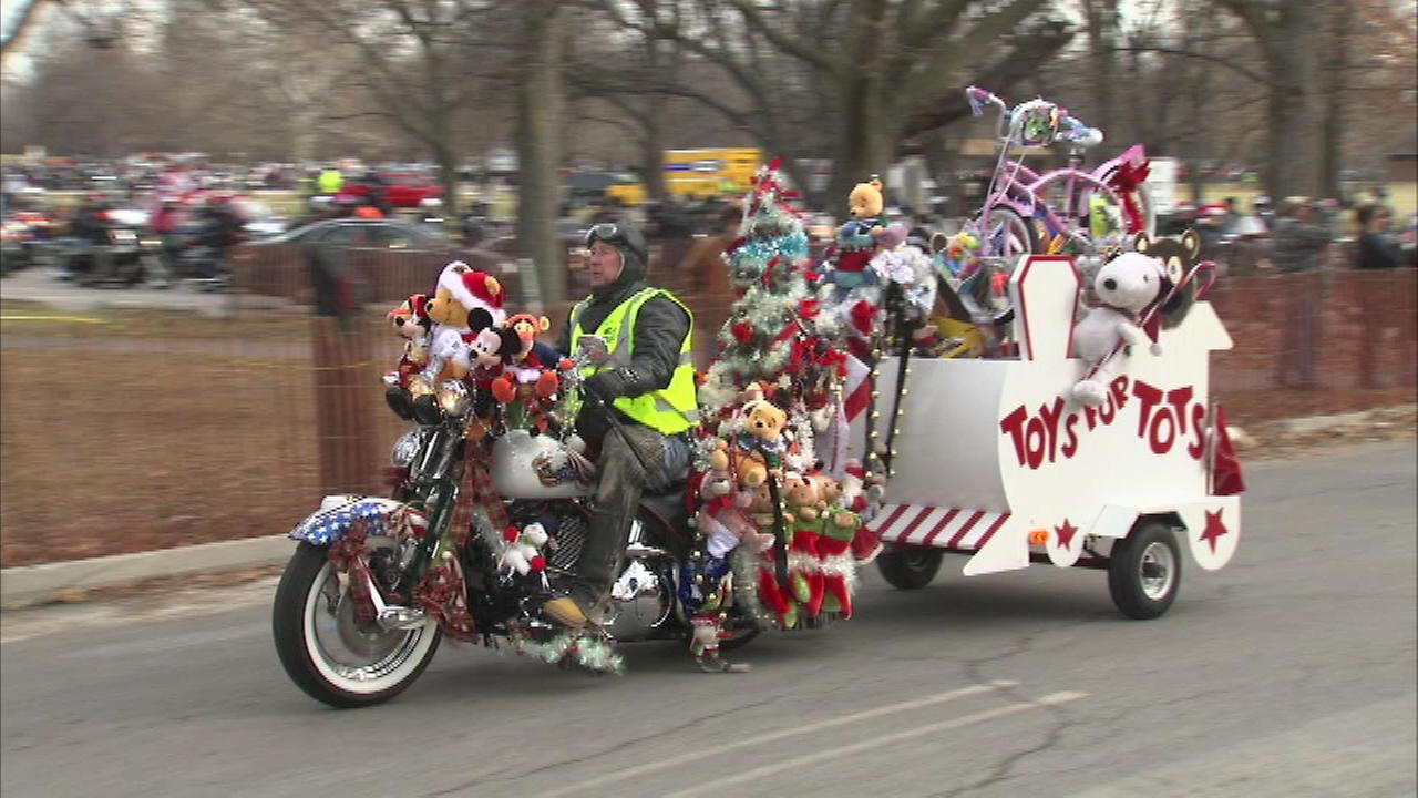 Biggest Ever Toys for Tots Just Happened today in Chi-Town HOLY COW!!!!68,000