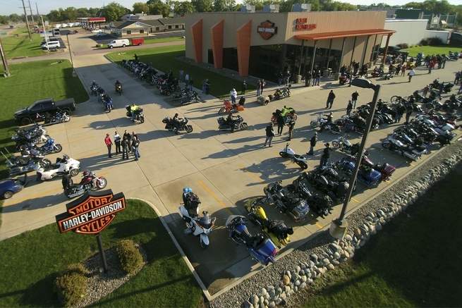 How To Buy Your First Harley-Davidson Motorcycle 4 Best Places to Find a Loan for Your New Motorcycle and couple things to keep in&nbsp;mind